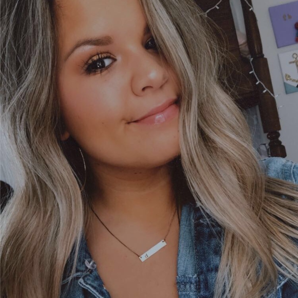 Meet your Posher, Delaney